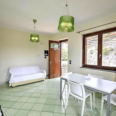 Βίλα Sleeps 6 Air Con Acciaroli