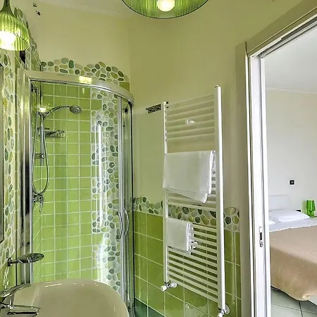 Sleeps 6 Air Con * Acciaroli