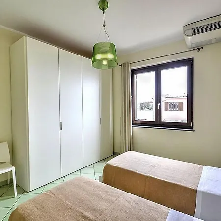 Βίλα Sleeps 6 Air Con Acciaroli